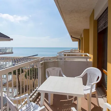 아파트 Nautilus 리도 디 예솔로